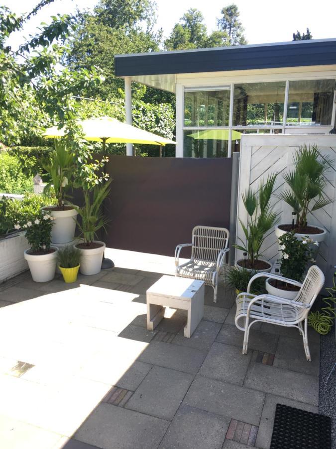De Tuinkamer-----Prive Diner Op De Kamer Mogelijk!!! Hoogeveen Exterior photo